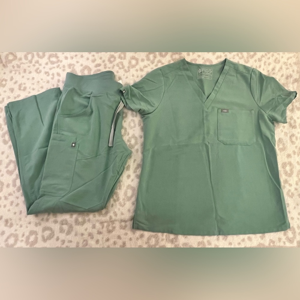 Figs Sage Green Scrub Ensemble